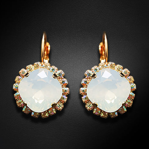 Auskari "Apžilbinošs Mirdzums III (White Opal)" ar Swarovski™ kristāliem